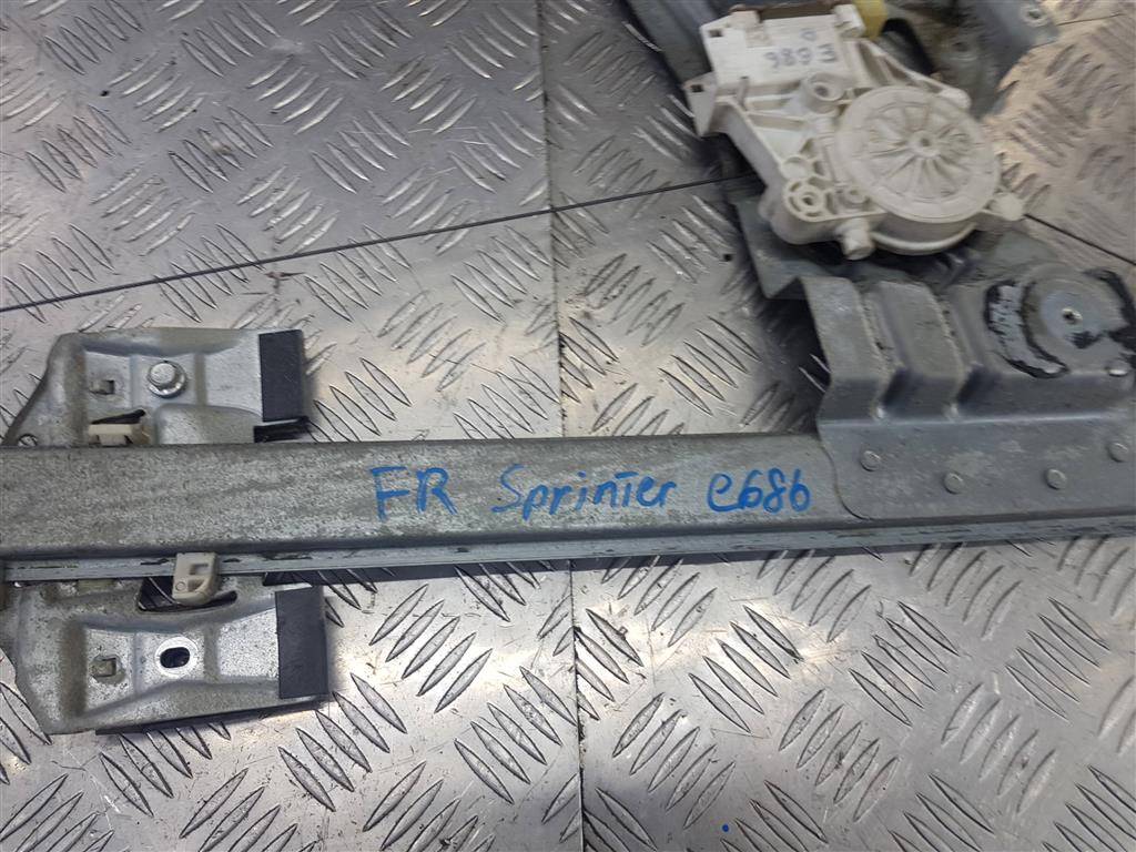 стеклоподъемник MERCEDES-BENZ Sprinter  A9067200146, 3279 рублей, Москва