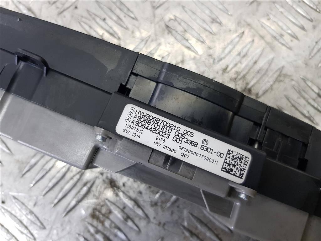 блок кнопок Volkswagen Crafter  9068700210, 1550 рублей, Москва