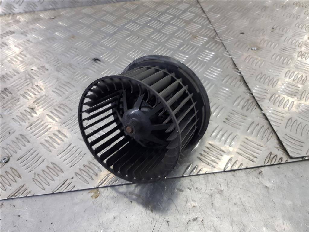 моторчик отопителя FORD Transit  7188531, 2130 рублей, Москва