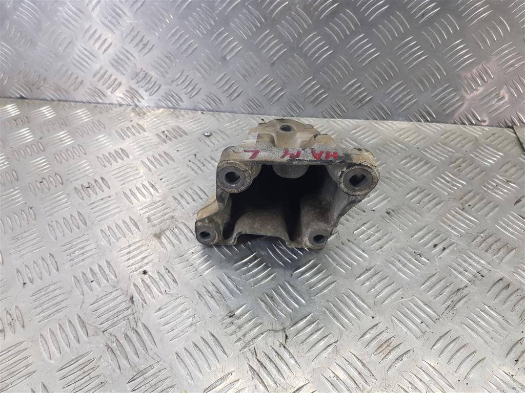 кронштейн двигателя (двс) FORD Transit  1818057, 5580 рублей, Москва