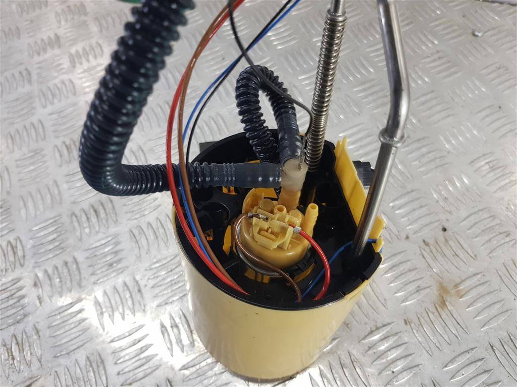 насос топливный (бензонасос) FORD Transit  2048136, 9600 рублей, Москва