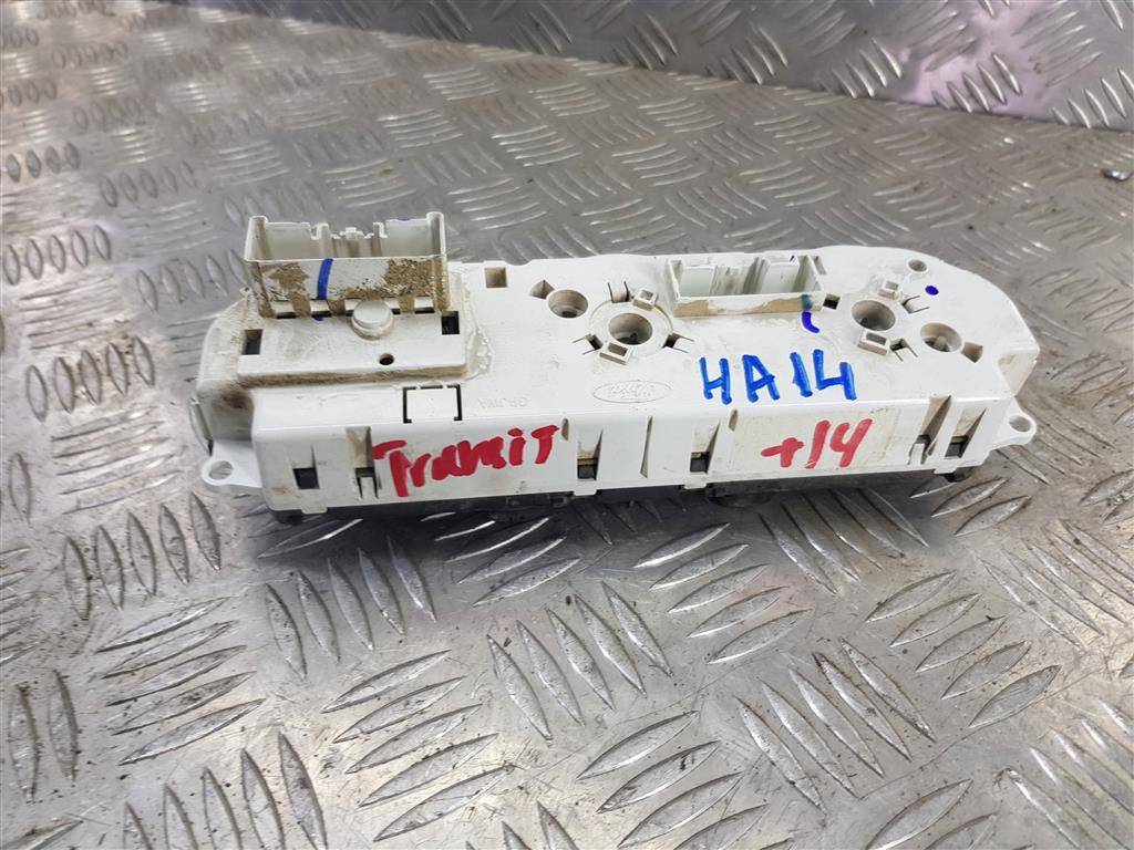 блок управления печкой FORD Transit  1843005, 3850 рублей, Москва