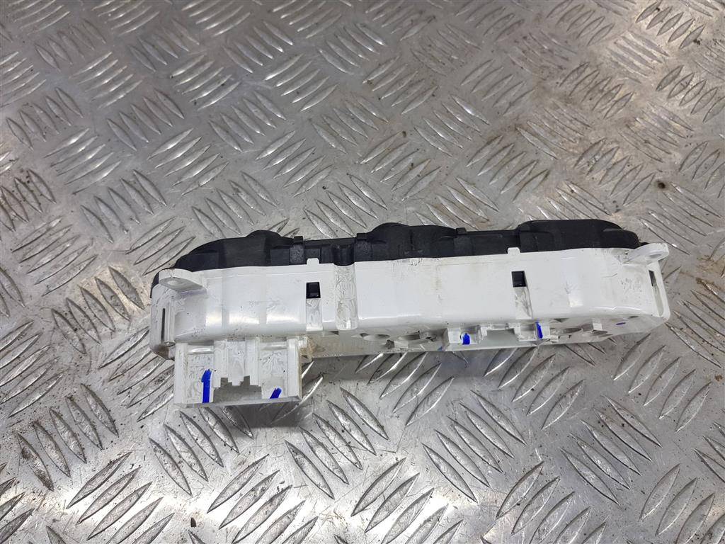 блок управления печкой FORD Transit  1843005, 3850 рублей, Москва