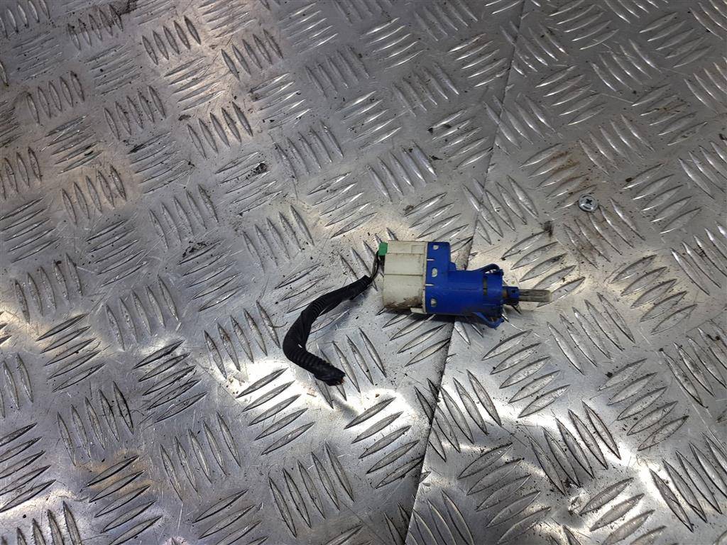 датчик включения стоп-сигнала FORD Transit  4832219, 520 рублей, Москва