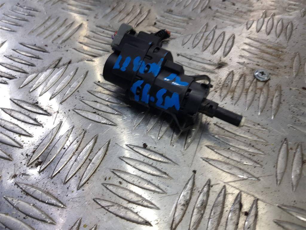 датчик включения стоп-сигнала FORD Transit  4832217, 520 рублей, Москва