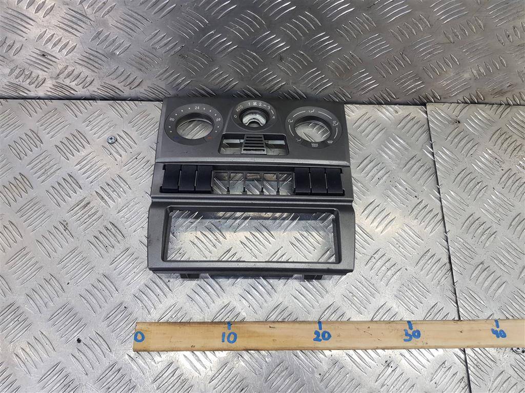 накладка торпедо Iveco Daily  5801476416, 7070 рублей, Москва