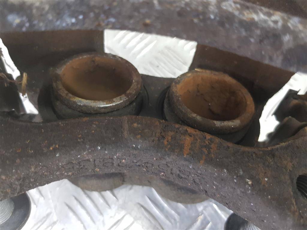 суппорт FORD Transit  1783930, 3740 рублей, Москва