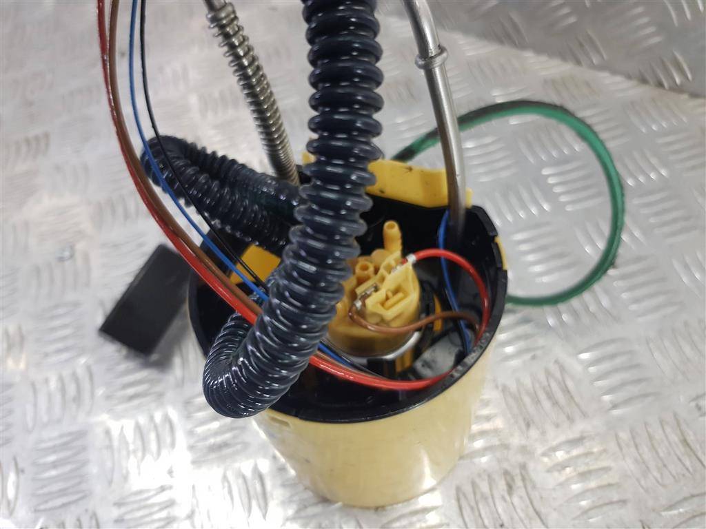 насос топливный (бензонасос) FORD Transit  2048136, 9600 рублей, Москва