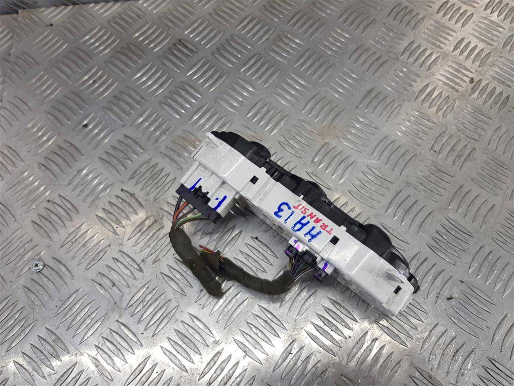 блок управления печкой FORD Transit  1843005, 3850 рублей, Москва