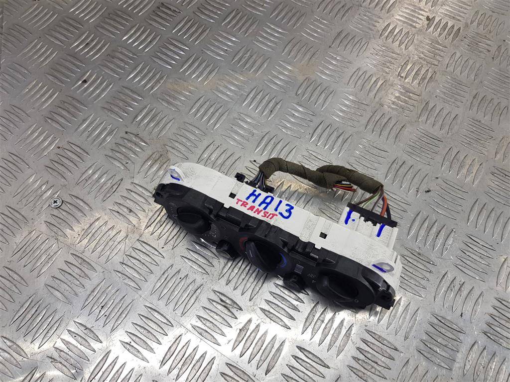 блок управления печкой FORD Transit  1843005, 3850 рублей, Москва