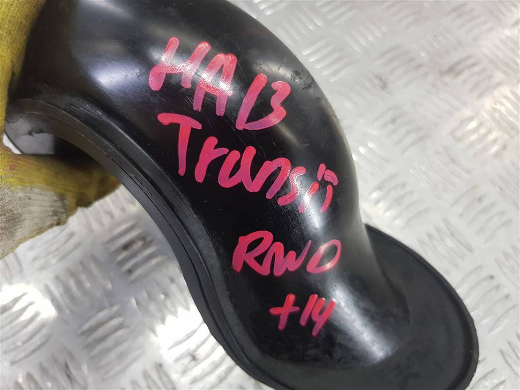 патрубок воздушный (резиновый) FORD Transit  2267016, 6150 рублей, Москва