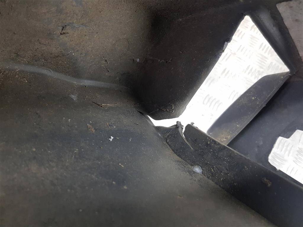 клык заднего бампера FORD Transit  1867569, 980 рублей, Москва