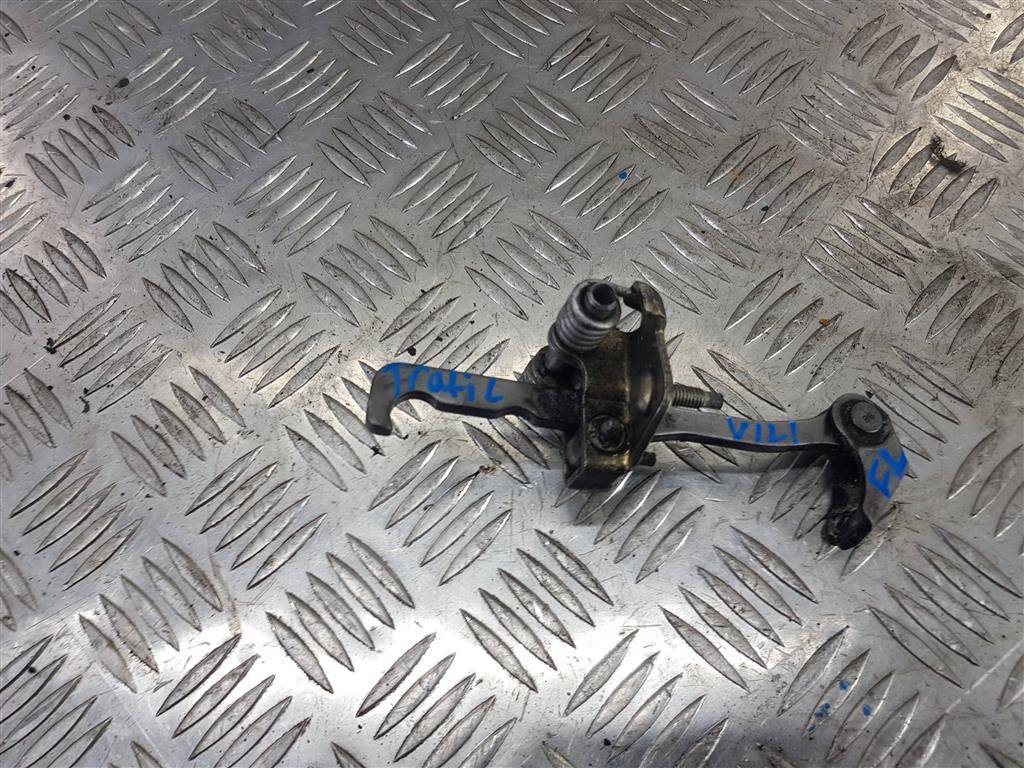 ограничитель двери Renault Trafic  7700311823, 1550 рублей, Москва