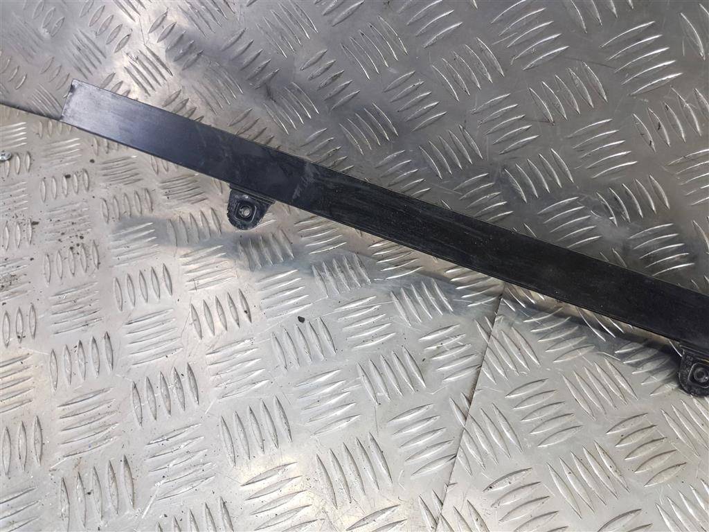 направляющая стекла двери Iveco Daily  500314253, 980 рублей, Москва