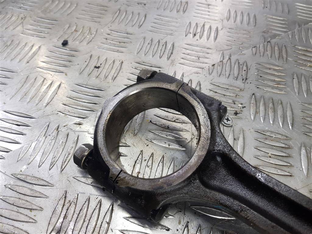 поршень Hyundai Grand Starex  234104A951, 5580 рублей, Москва