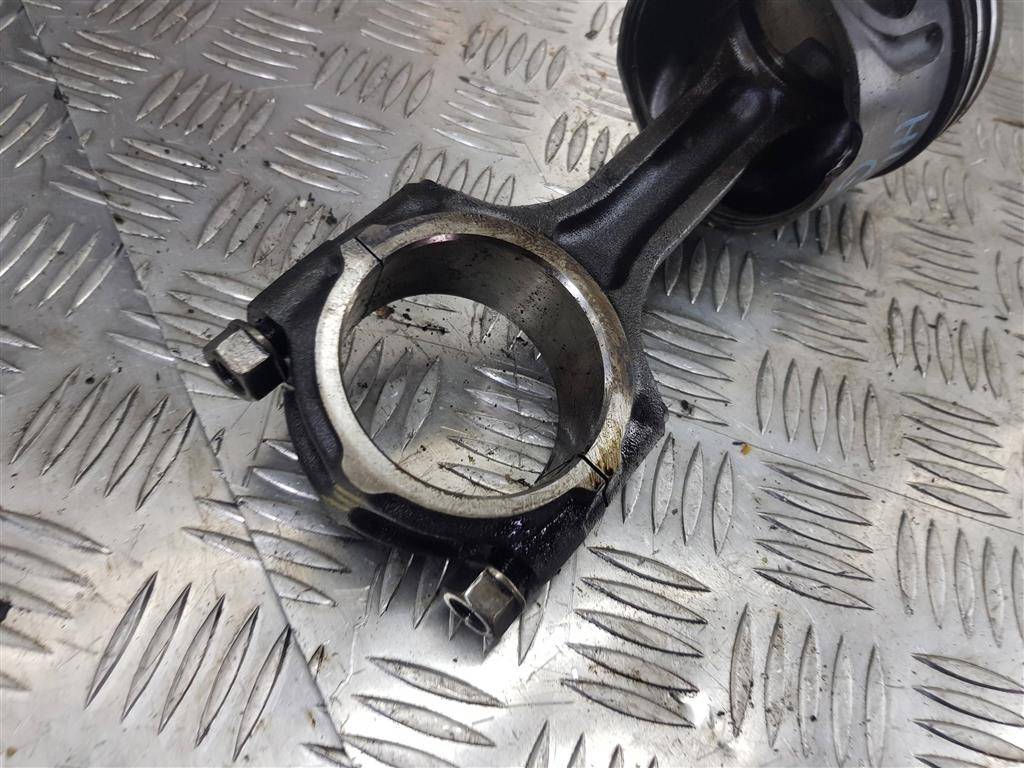 поршень Hyundai Grand Starex  234104A951, 5580 рублей, Москва