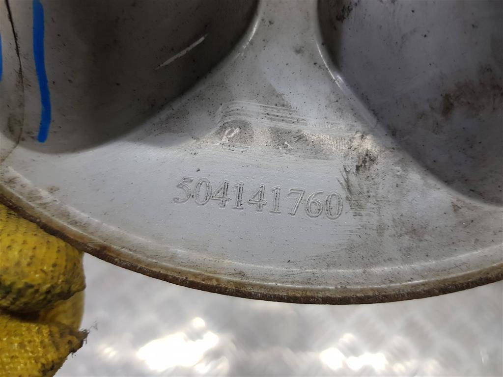 колпак колесный Iveco Daily  504141760, 980 рублей, Москва