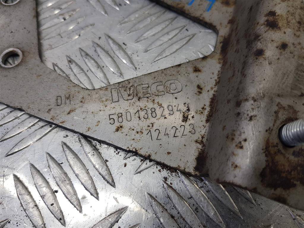кронштейн катализатора Iveco Daily  5801382943, 980 рублей, Москва