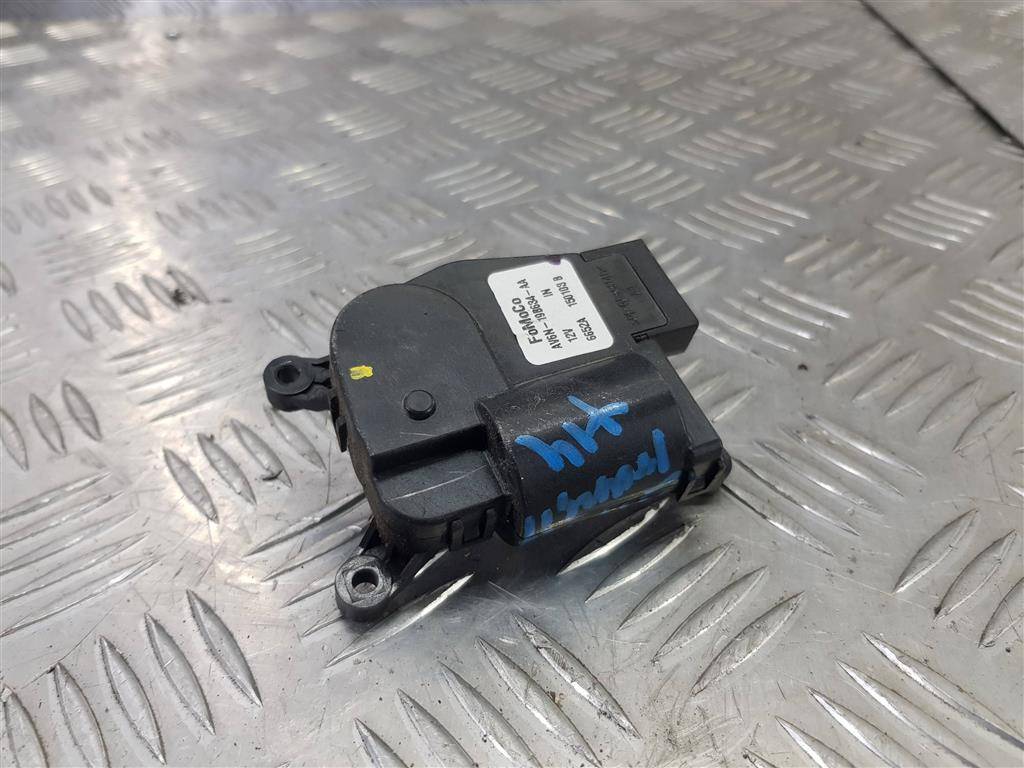 моторчик заслонки отопителя FORD Transit  1699371, 520 рублей, Москва