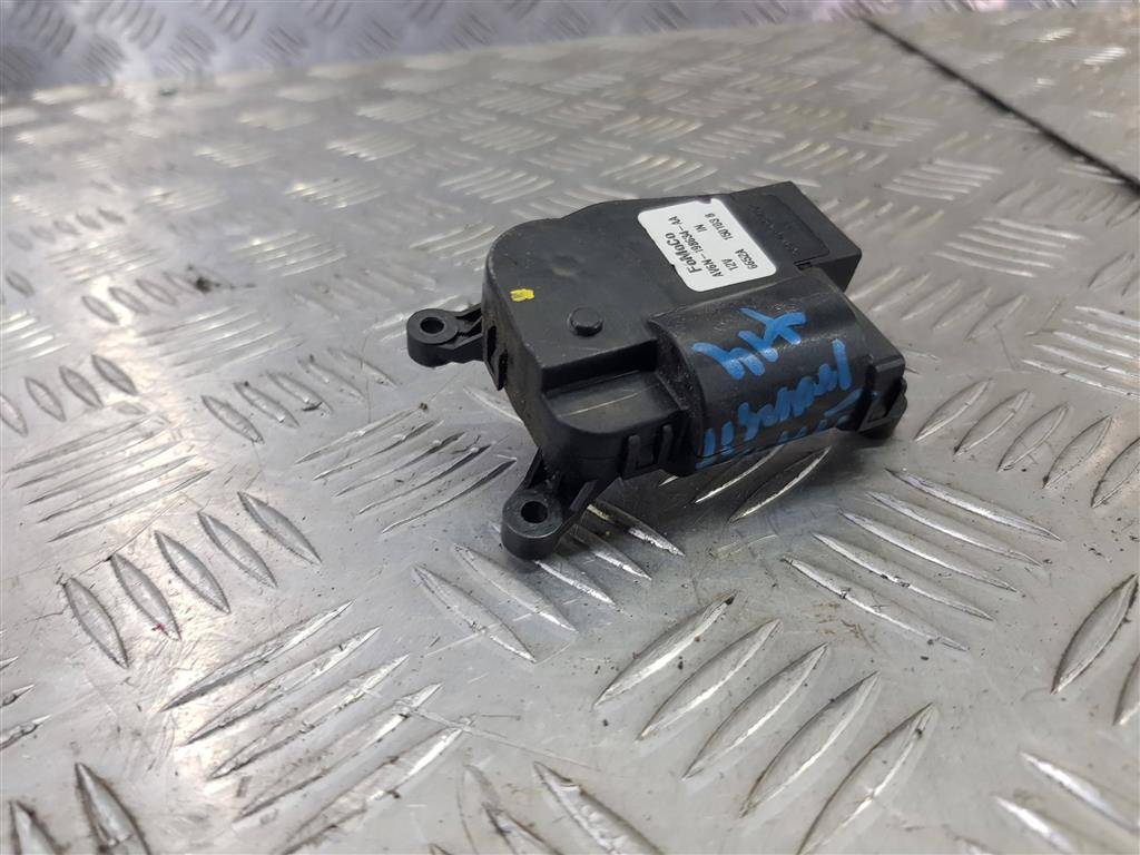 моторчик заслонки отопителя FORD Transit  1699371, 520 рублей, Москва