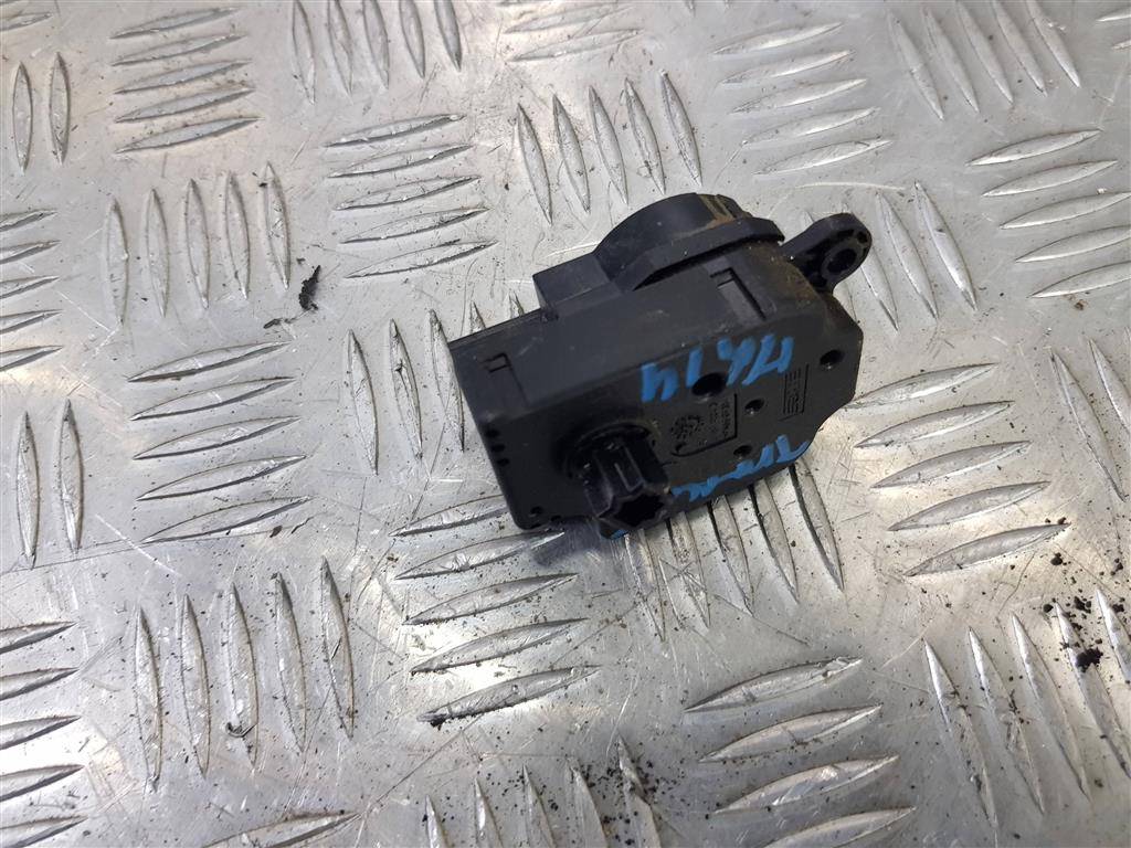 моторчик заслонки отопителя FORD Transit  1786200, 520 рублей, Москва