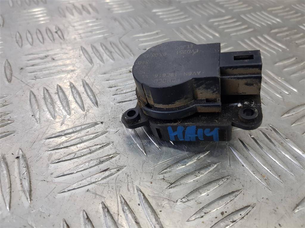 моторчик заслонки отопителя FORD Transit  1786200, 520 рублей, Москва