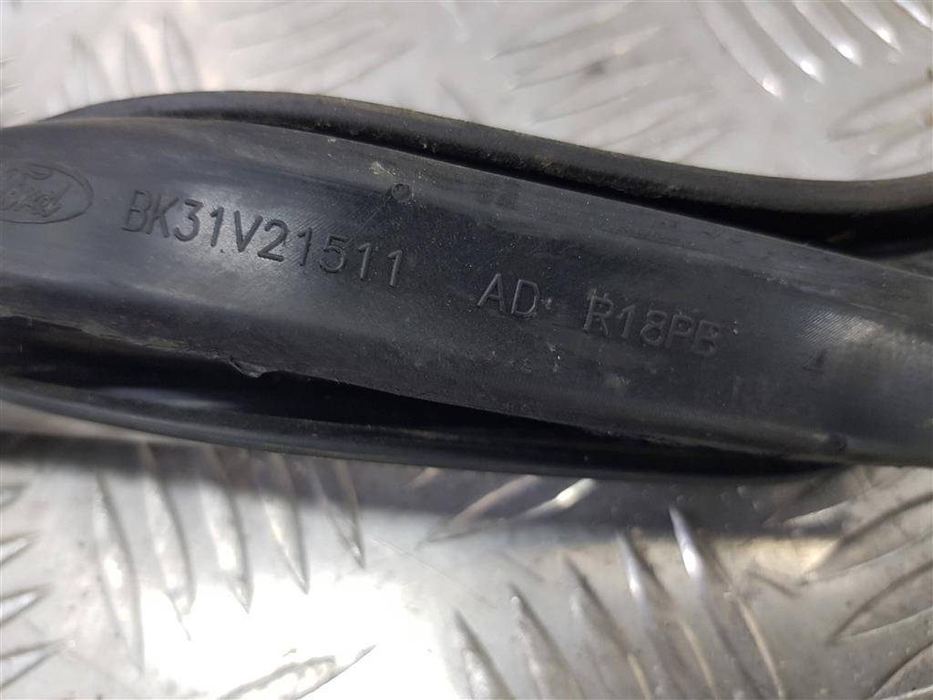 уплотнитель стекла FORD Transit  2042177, 5810 рублей, Москва