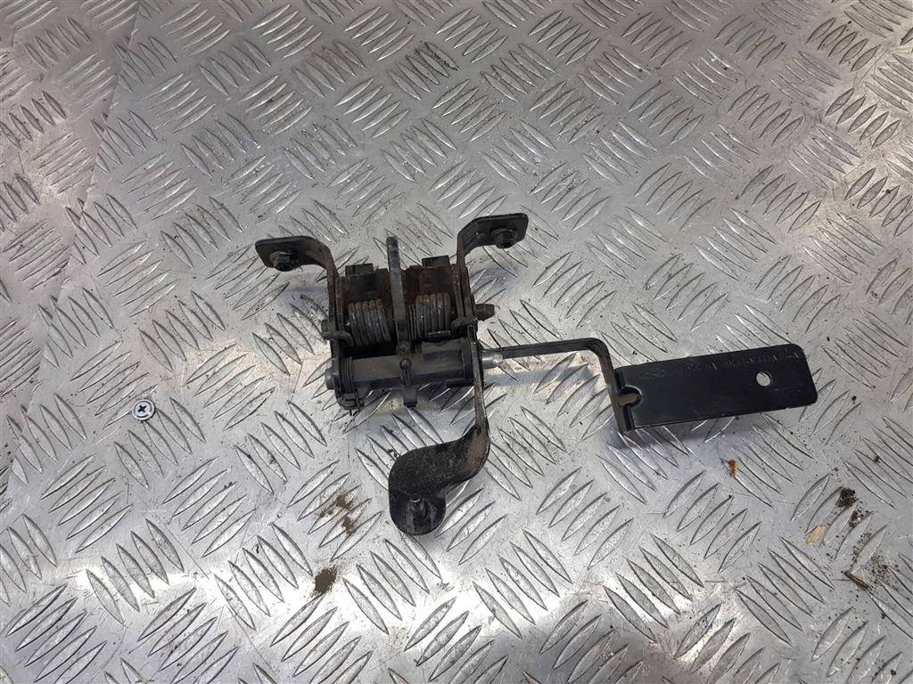 ограничитель двери распашной FORD Transit  1945581, 3620 рублей, Москва