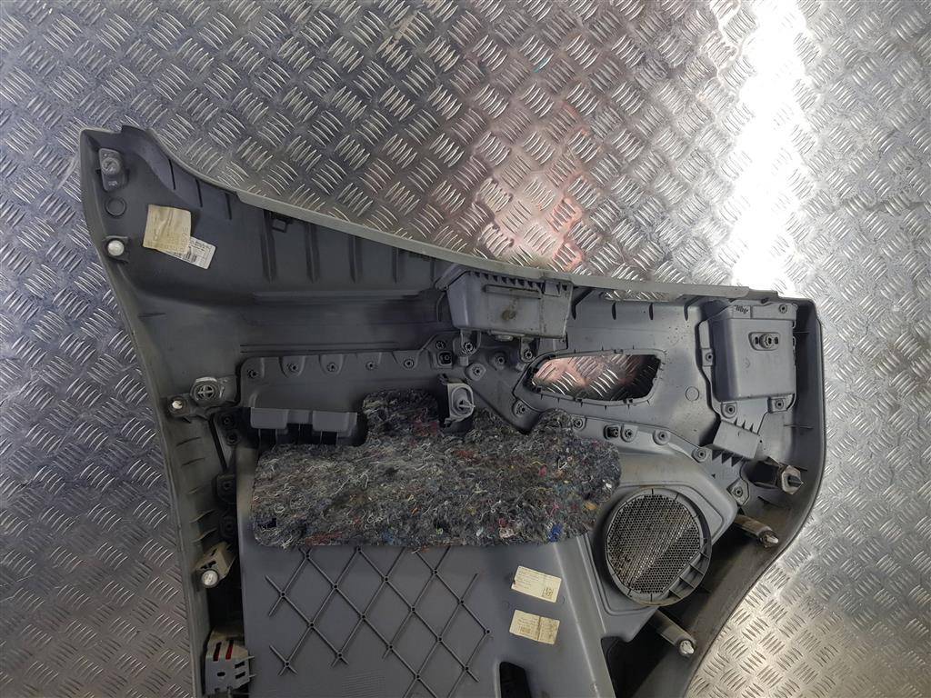 обшивка двери FORD Transit  1869679, 5580 рублей, Москва