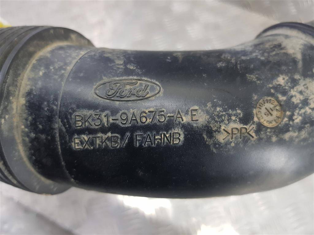 патрубок воздушный (пластик) FORD Transit  1820068, 2470 рублей, Москва