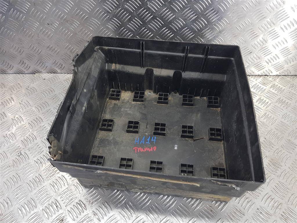 подставка под аккумулятор FORD Transit  1909573, 2130 рублей, Москва