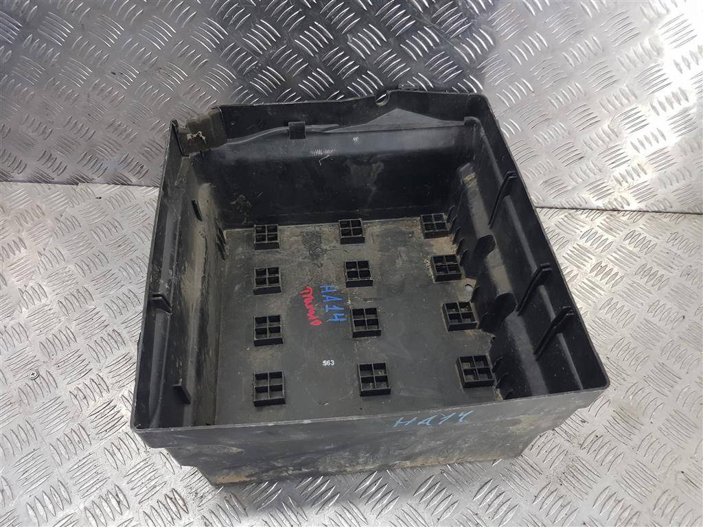 подставка под аккумулятор FORD Transit  1909573, 2130 рублей, Москва