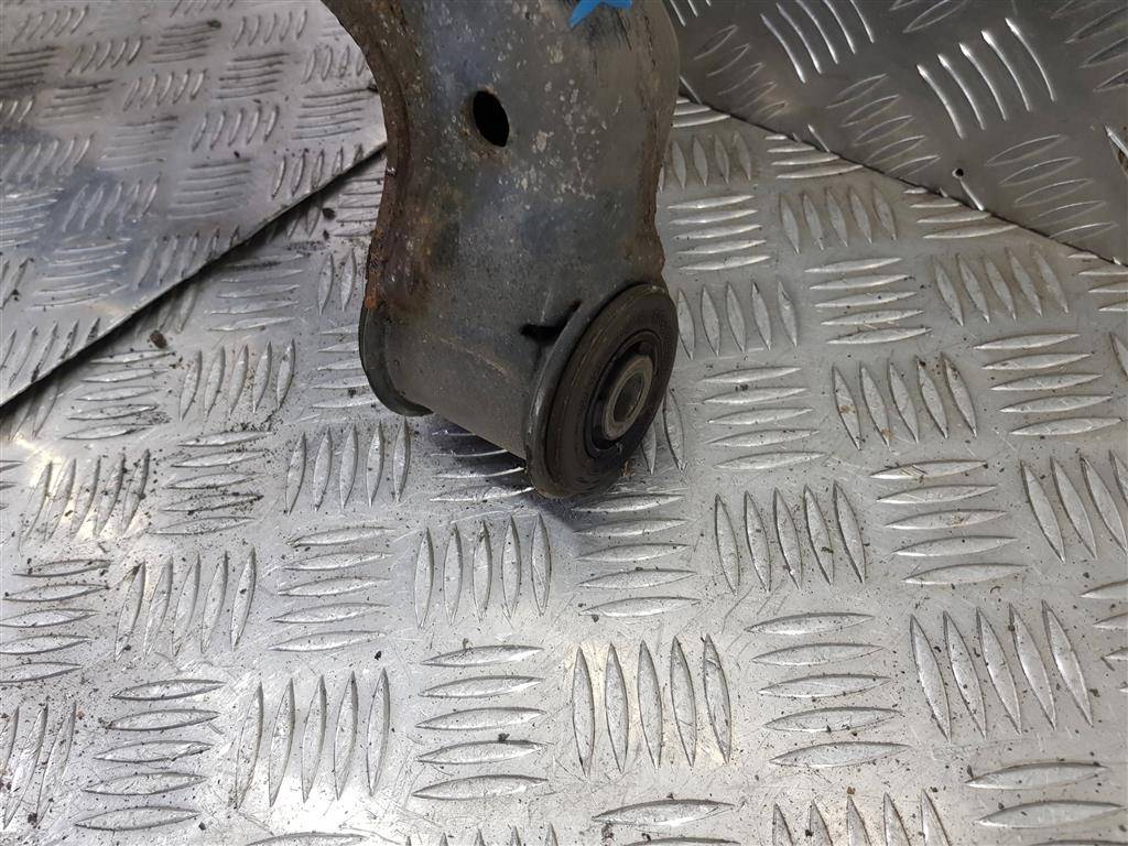 рычаг MERCEDES-BENZ Sprinter  A9063304107, 2700 рублей, Москва