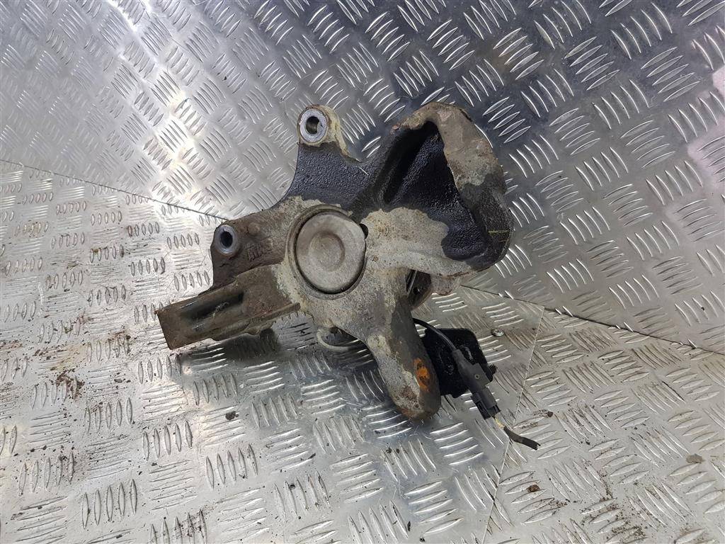 кулак MERCEDES-BENZ Sprinter  A9063302520, 9600 рублей, Москва