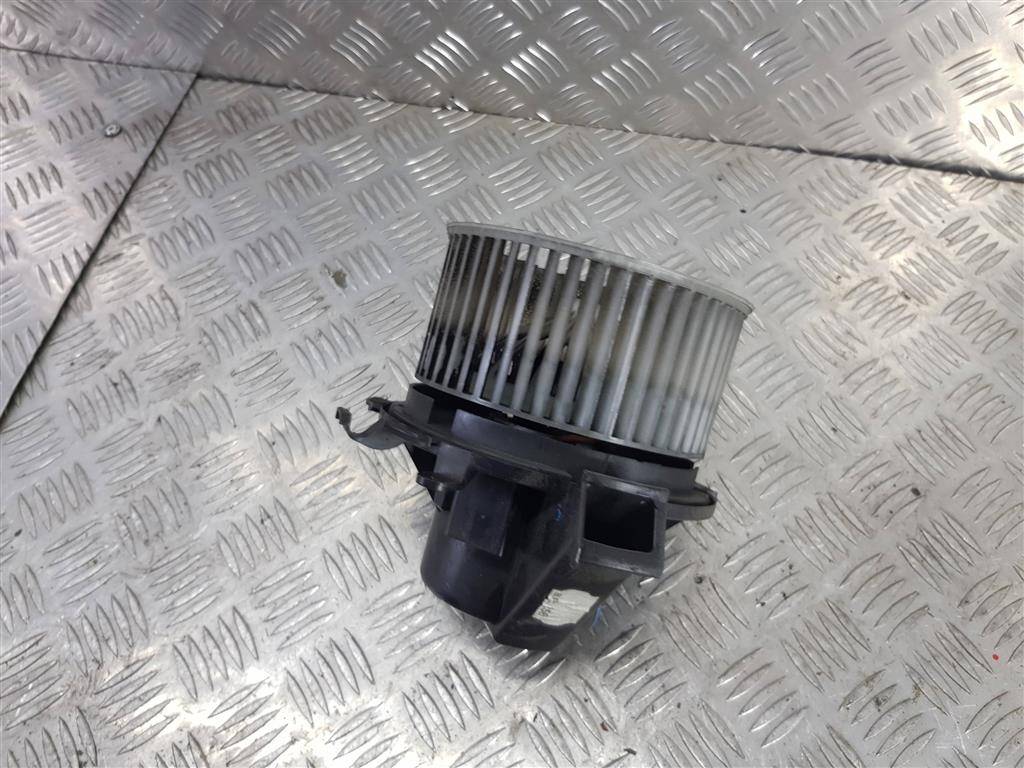 моторчик отопителя MERCEDES-BENZ Sprinter  A0008356007, 2930 рублей, Москва