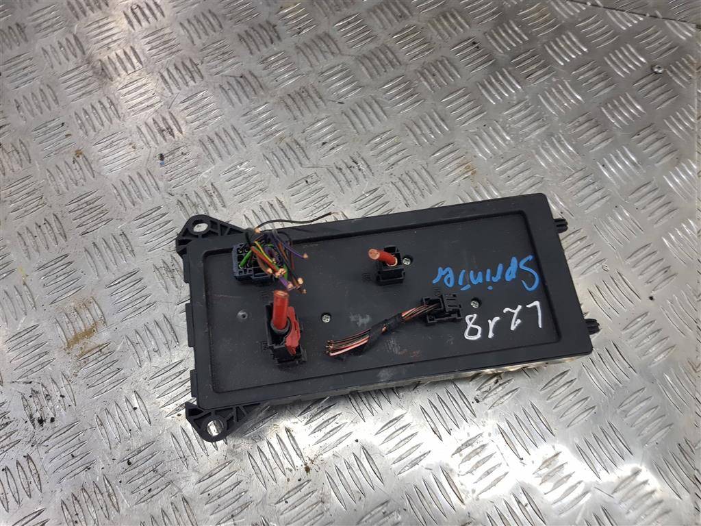 блок предохранителей MERCEDES-BENZ Sprinter  A9065450401, 2470 рублей, Москва