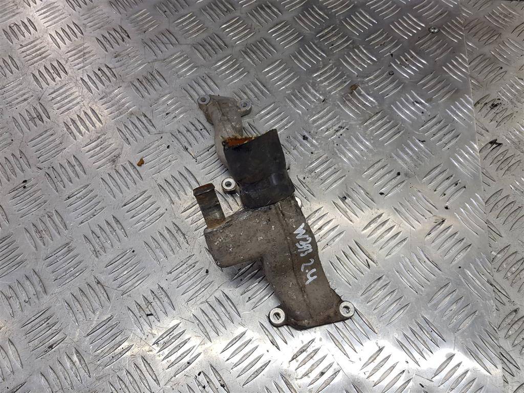 фланец системы охлаждения FORD Transit  1373132, 750 рублей, Москва