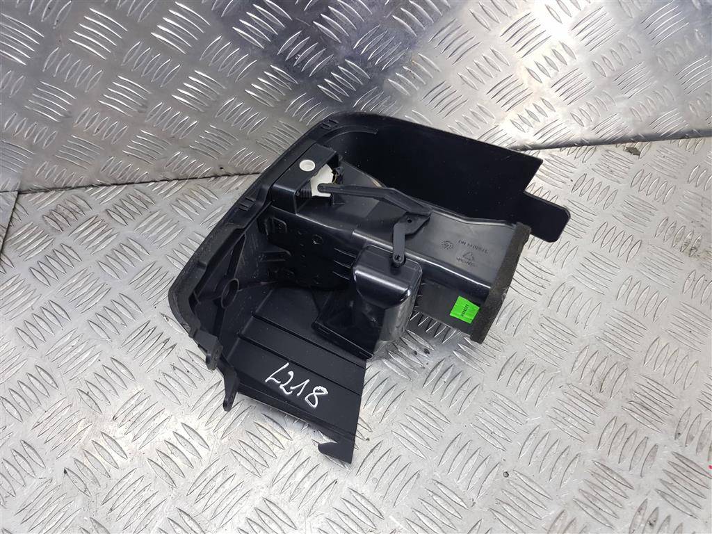 решетка воздуховода MERCEDES-BENZ Sprinter  A9068300454, 2700 рублей, Москва