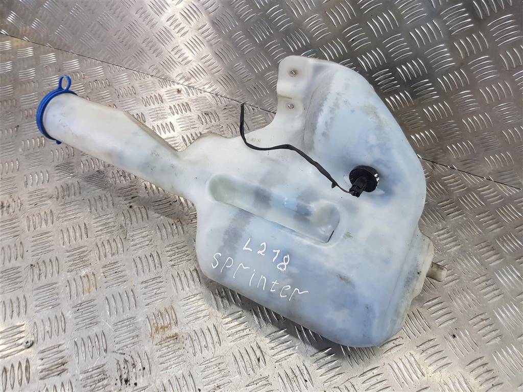 бачок омывателя MERCEDES-BENZ Sprinter  A9068690220, 2130 рублей, Москва