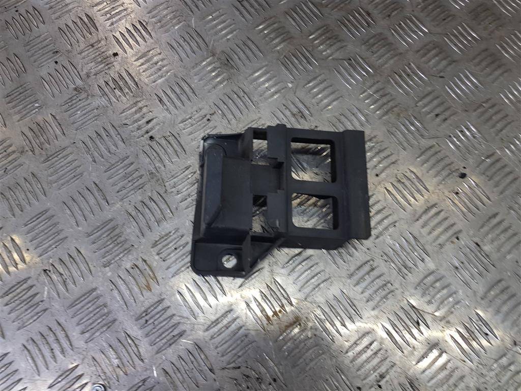 кронштейн бампера MERCEDES-BENZ Sprinter  A9068850163, 1550 рублей, Москва