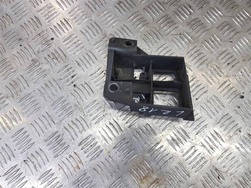 кронштейн бампера MERCEDES-BENZ Sprinter  A9068850163, 1550 рублей, Москва