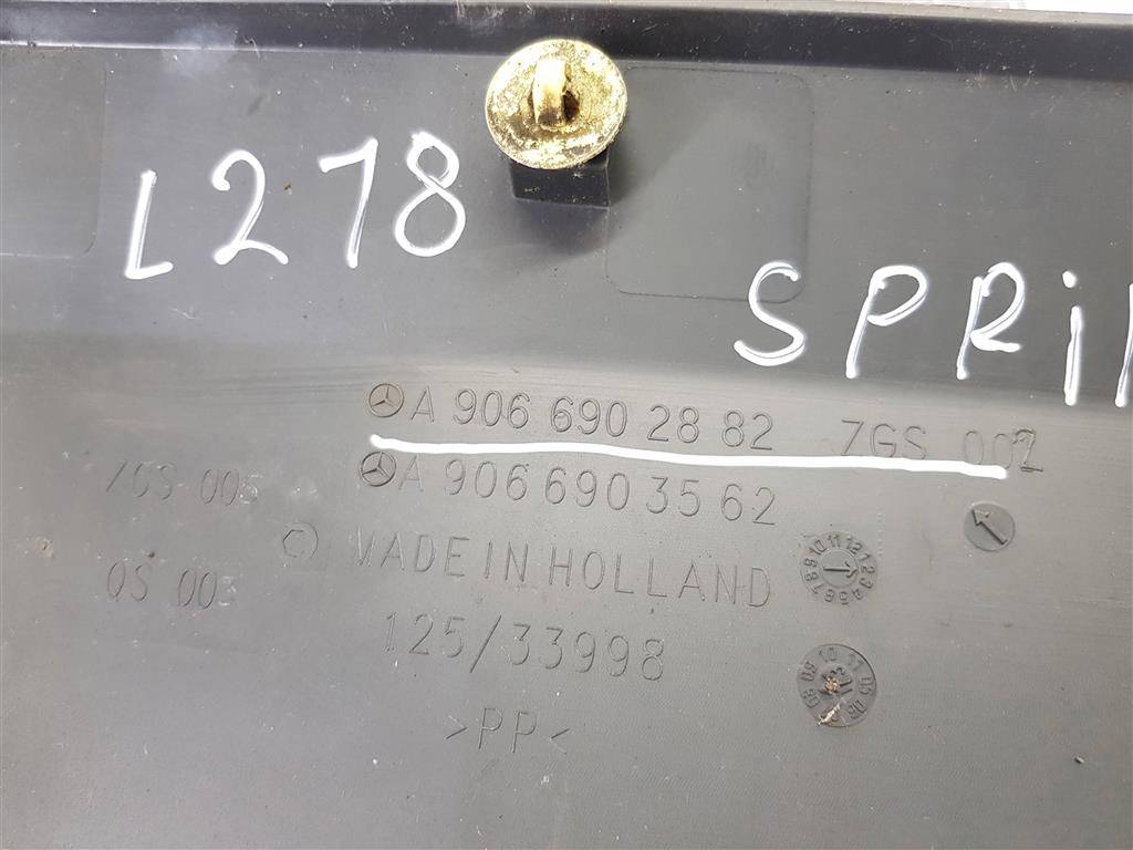молдинг кузова (наружний) MERCEDES-BENZ Sprinter  A9066902882, 2700 рублей, Москва