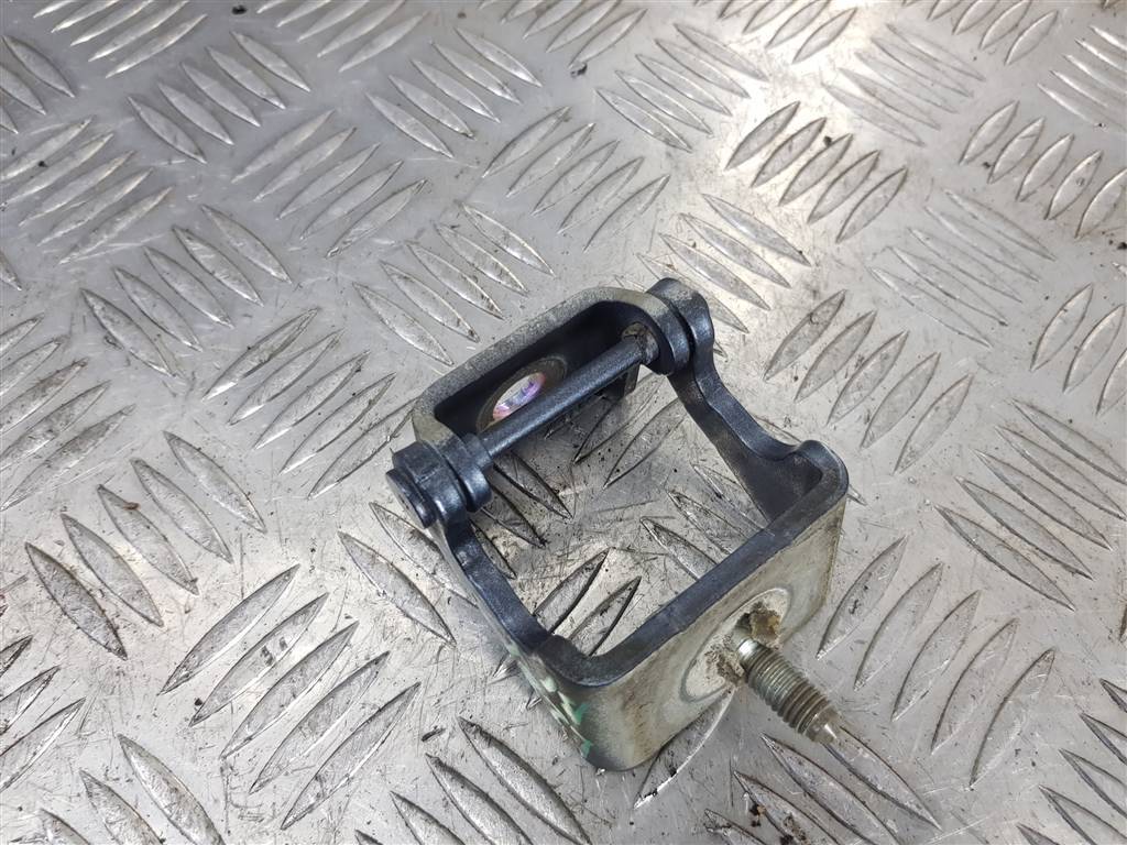 петля крышки багажника Citroen Berlingo  8715C5, 980 рублей, Москва