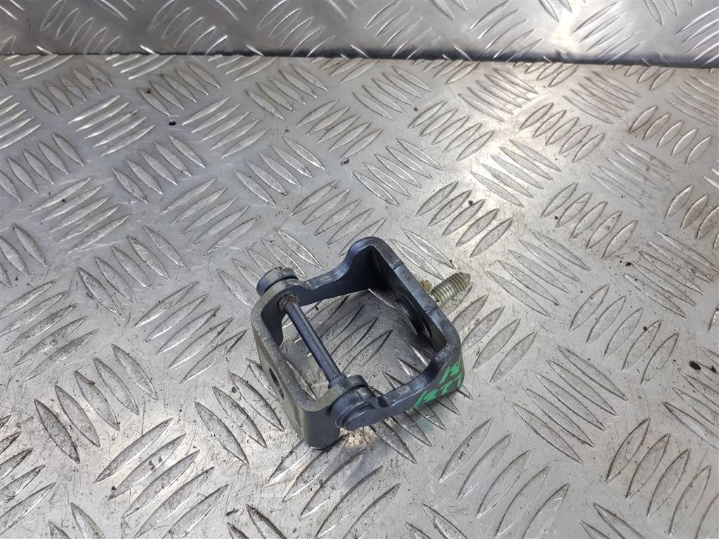 петля крышки багажника Citroen Berlingo  8715C5, 980 рублей, Москва