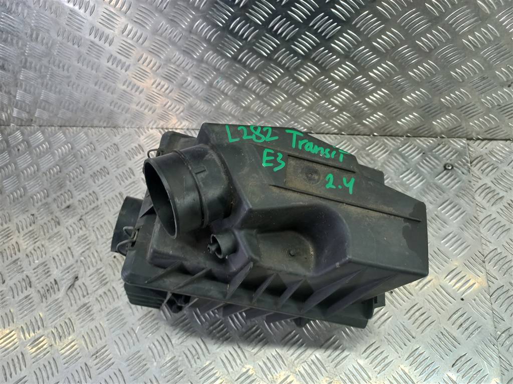 корпус воздушного фильтра FORD Transit  4486173, 4430 рублей, Москва