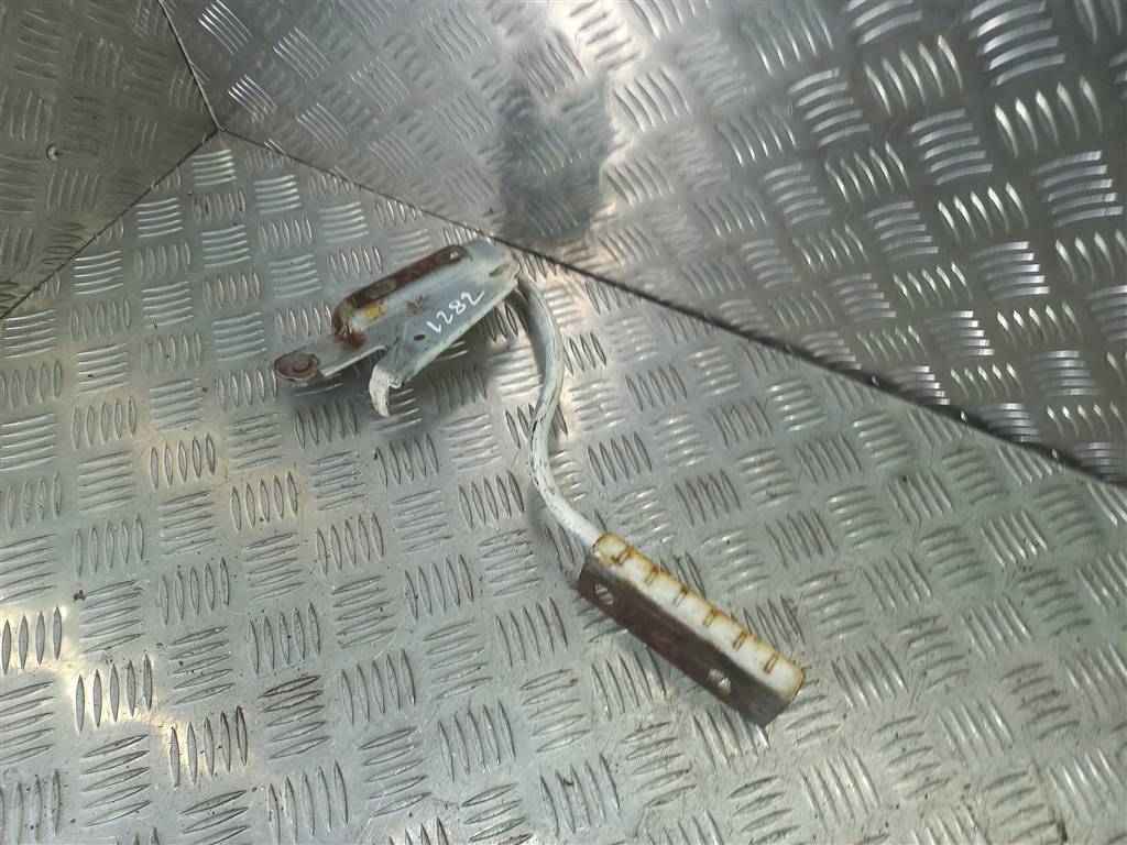 петля капота FORD Transit  4123754, 980 рублей, Москва