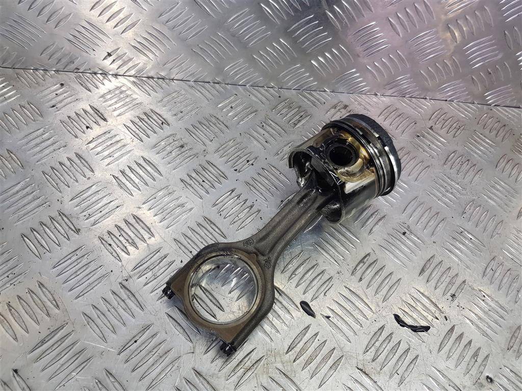 поршень Peugeot Partner  0628V1, 7300 рублей, Москва