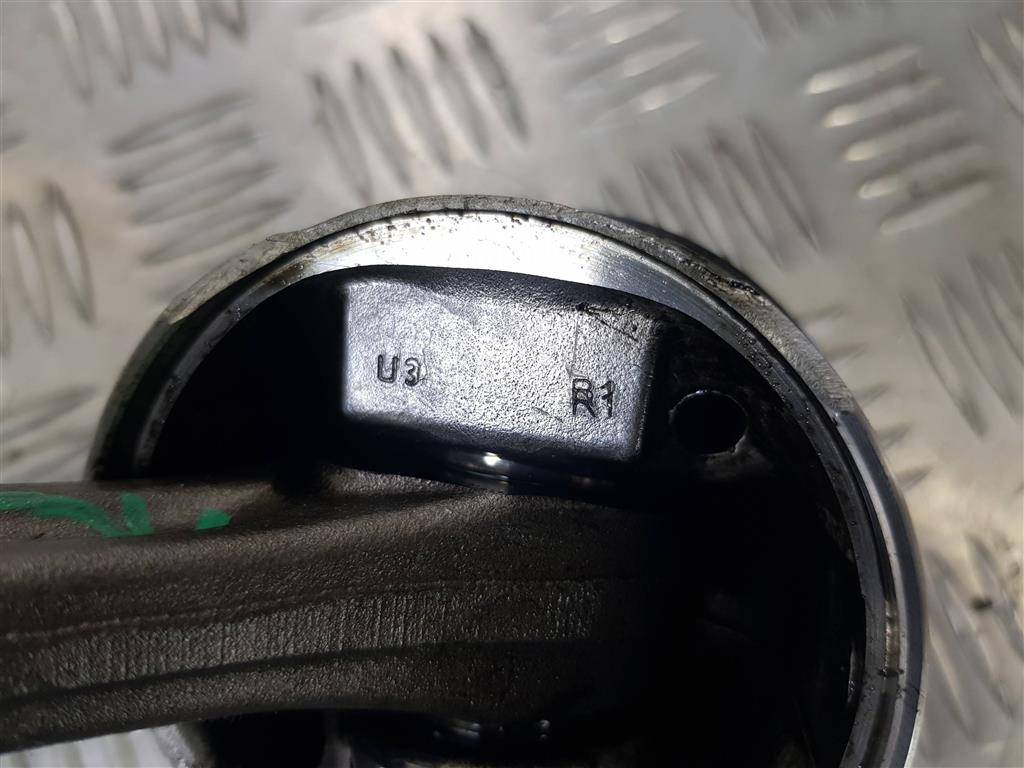 поршень Peugeot Partner  0628V1, 7300 рублей, Москва