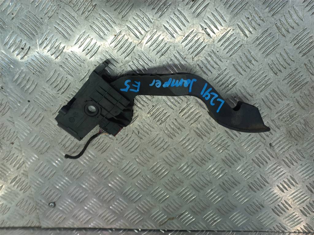педаль газа Citroen Jumper  1607290480, 2700 рублей, Москва