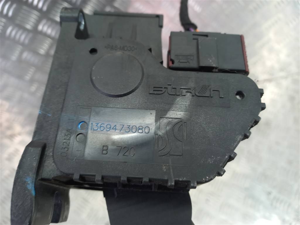 педаль газа Citroen Jumper  1607290480, 2700 рублей, Москва
